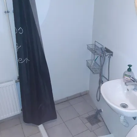 Stor Ved Togstation Apartament