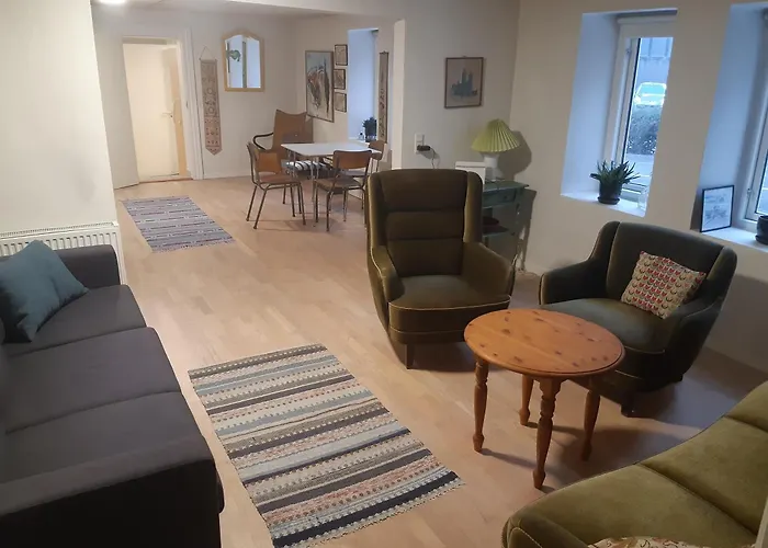 Stor Ved Togstation Appartamento *